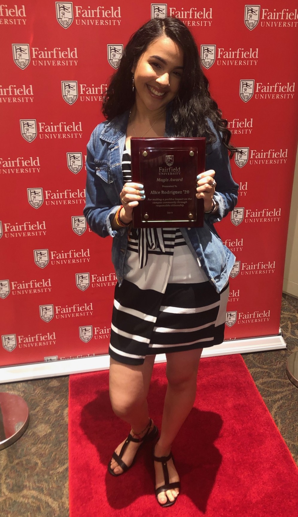 Alice with award